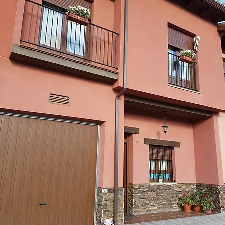 Claudia Сasa de vacaciones Albarracín